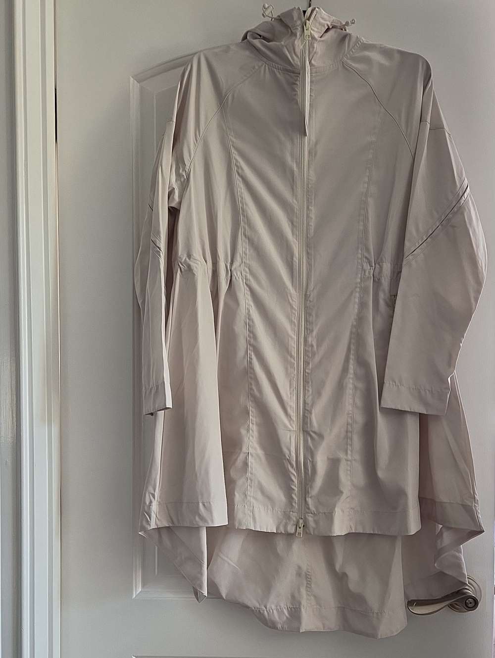 NWT Athleta Solar Wind Anorak Hooded Zip-Front Swing Rain Jacket XS